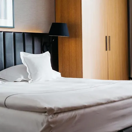 Hotel Tiffi Boutique 4*