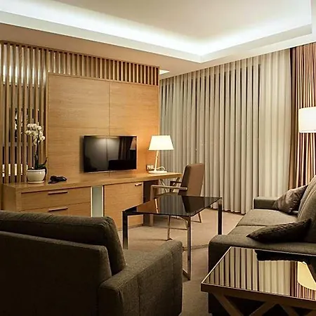 Hotel Tiffi Boutique 4*
