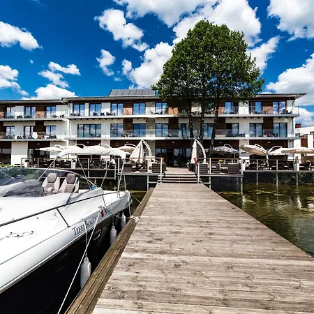 Hotel Tiffi Boutique 4*